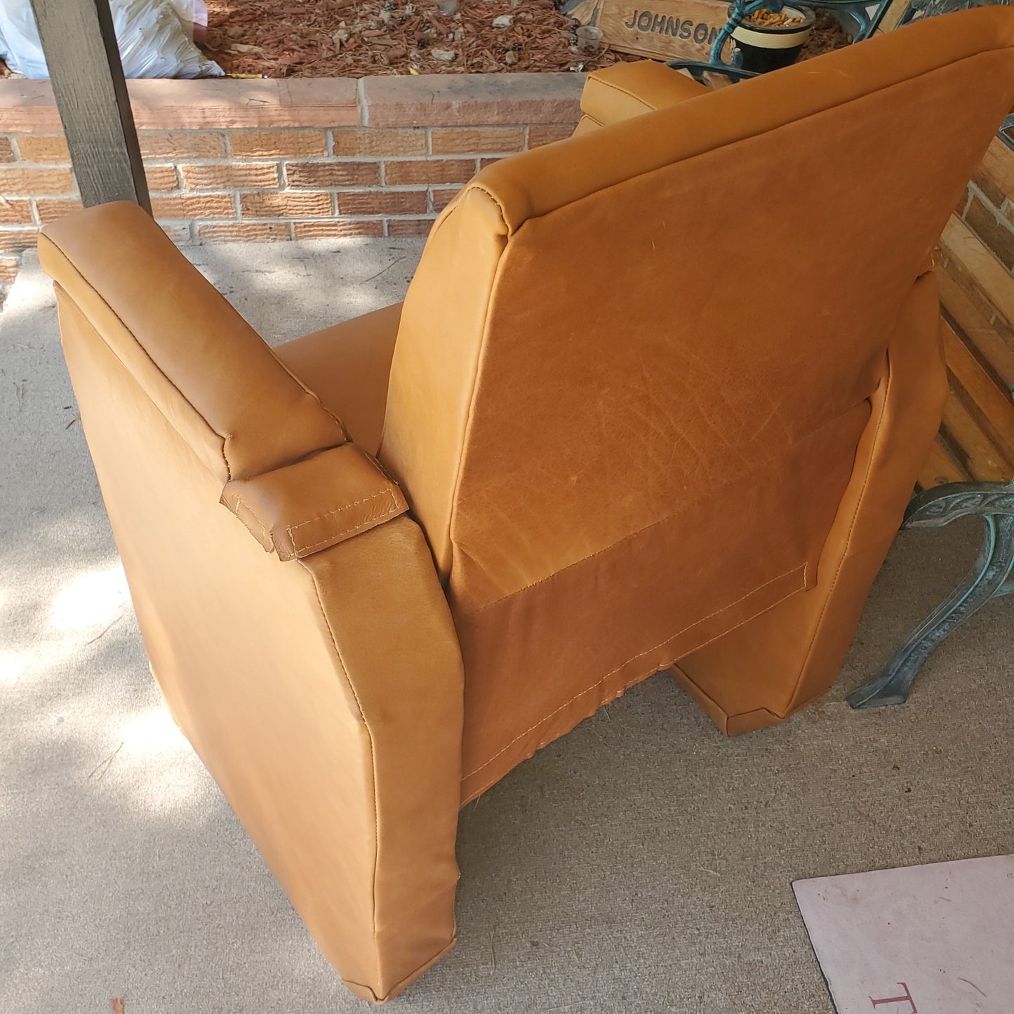 EZ Lounge Base Chair